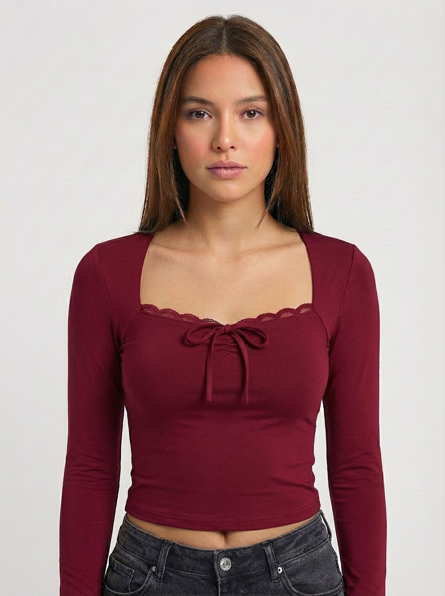 BLUSA AMARA CON ENCAJE Y VOLANTES