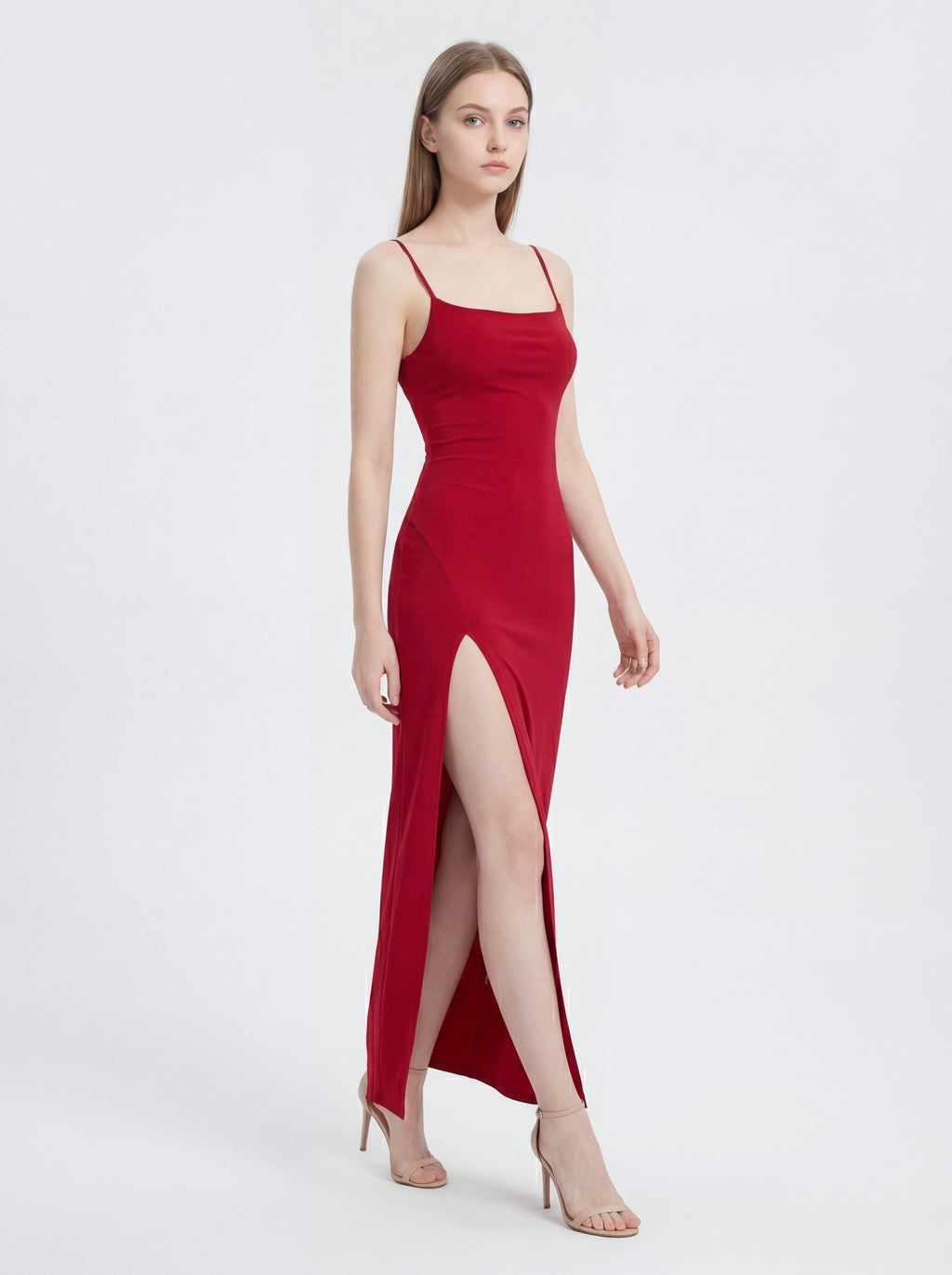 VESTIDO VALERIA HALTER AJUSTADO A LA CADERA