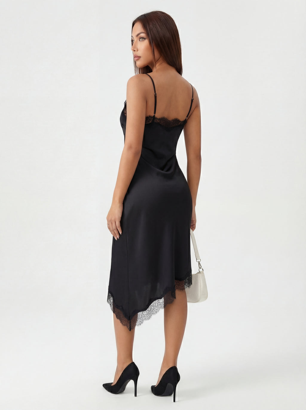 VESTIDO VALERIA DE ENCAJE CON ESPALDA DESCUBIERTA