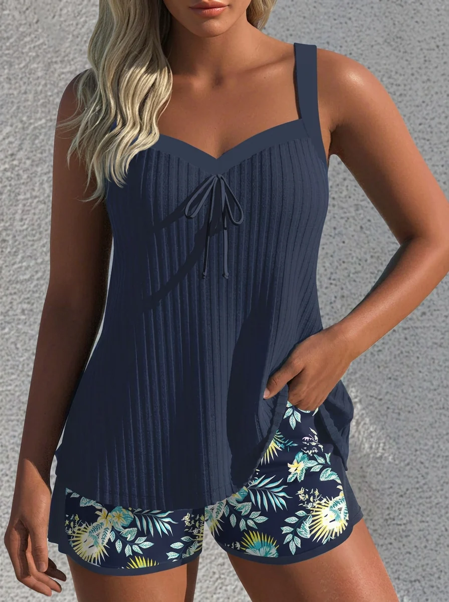 CARLA - TRAJE DE BAÑO DE RAYAS CON SHORT DE PLAYA