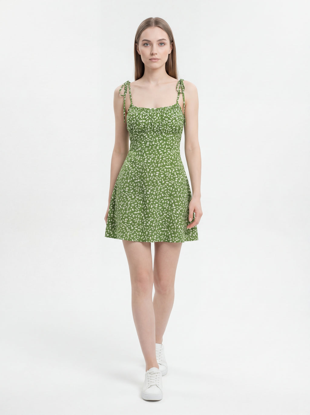 VESTIDO VALERIA FLORAL CON TIRANTES FINOS